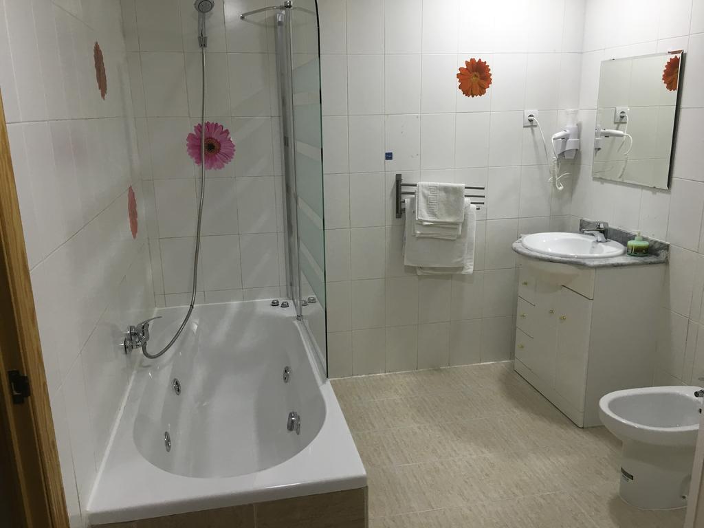 Hostal Tres Cantos Exteriér fotografie