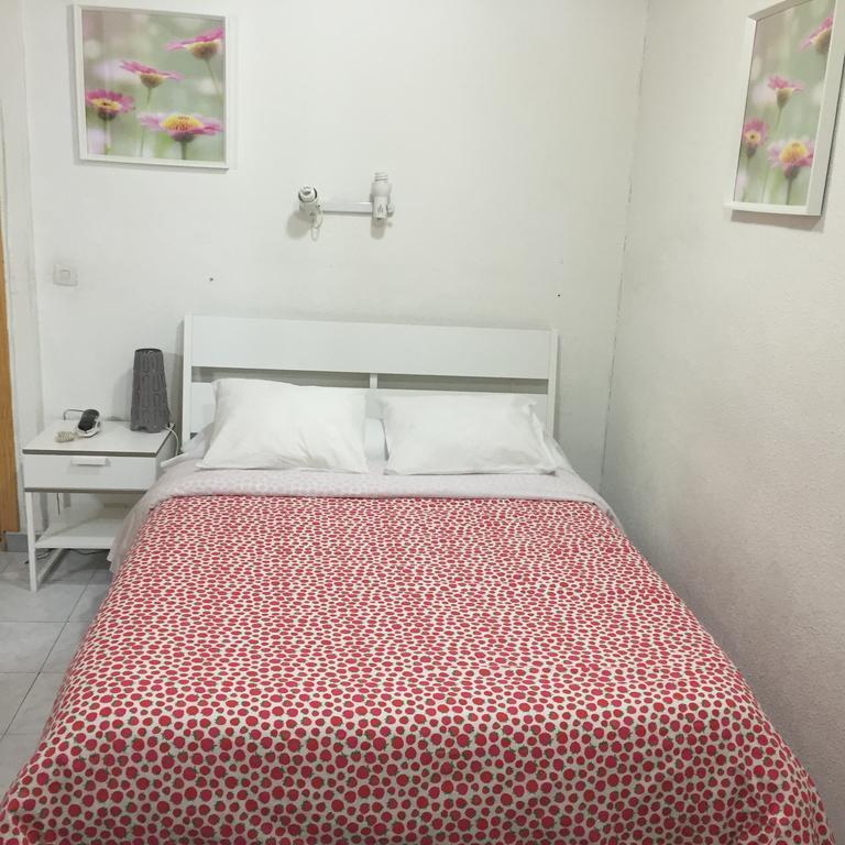 Hostal Tres Cantos Exteriér fotografie